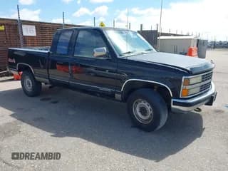 ✅ 1990 Chevrolet Silverado 2500 • VIN: 2GCFK29K6L1205545 • Lot: 42138999. Wystawiony na IAAI z przebiegiem 160 144 mil. Bezpłatny archiwum sprzedaży aukcyjnych z USA i szczegółowy raport historii pojazdu na DreamBid. Zdjęcie 1.