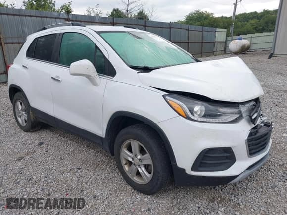 ✅ 2020 Chevrolet Trax LT • VIN: KL7CJPSB4LB064131 • Lot: 43087367. Wystawiony na IAAI z przebiegiem 81 482 mil. Bezpłatny archiwum sprzedaży aukcyjnych z USA i szczegółowy raport historii pojazdu na DreamBid. Zdjęcie 1.