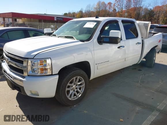 ✅ 2009 Chevrolet Silverado 1500 • VIN: 2GCEC23J691124353 • Лот: 43708786. Опубликован ранее на IAAI с пробегом 187 614 миль. Бесплатный доступ к архиву аукционных продаж из США и подробный отчёт об истории автомобиля на DreamBid. Изображение 17.