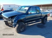 ✅ 1997 Toyota Tacoma • VIN: 4TAWN72N9VZ280867 • Lot: 43737579. Wystawiony na IAAI z przebiegiem 199 219 mil. Bezpłatny archiwum sprzedaży aukcyjnych z USA i szczegółowy raport historii pojazdu na DreamBid. Zdjęcie 2.