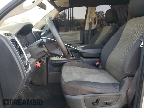 ✅ 2012 Dodge RAM • VIN: 3C63D3LL2CG159361 • Lot: 81080355. Wystawiony na Copart z przebiegiem 251 380 mil. Bezpłatny archiwum sprzedaży aukcyjnych z USA i szczegółowy raport historii pojazdu na DreamBid. Zdjęcie 7.