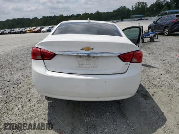 ✅ 2015 Chevrolet Impala LS • VIN: 2G11Z5SL8F9149262 • Lot: 69746445. Wystawiony na Copart z przebiegiem 206 763 mil. Bezpłatny archiwum sprzedaży aukcyjnych z USA i szczegółowy raport historii pojazdu na DreamBid. Zdjęcie 6.