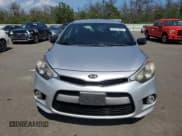 ✅ 2015 Kia Forte SX • VIN: KNAFZ5A33F5269074 • Lot: 65272065. Wystawiony na Copart z przebiegiem 74 001 mil. Bezpłatny archiwum sprzedaży aukcyjnych z USA i szczegółowy raport historii pojazdu na DreamBid. Zdjęcie 5.