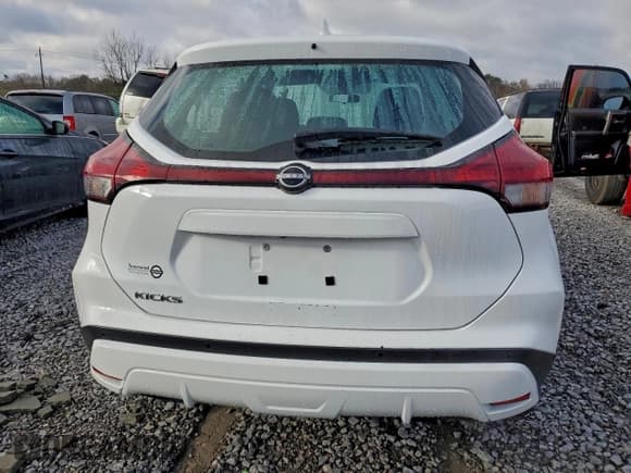 ✅ 2024 Nissan Kicks S • VIN: 3N1CP5BV6RL524285 • Лот: 94339955. Опубликован ранее на Copart с пробегом 22 647 миль. Бесплатный доступ к архиву аукционных продаж из США и подробный отчёт об истории автомобиля на DreamBid. Изображение 6.