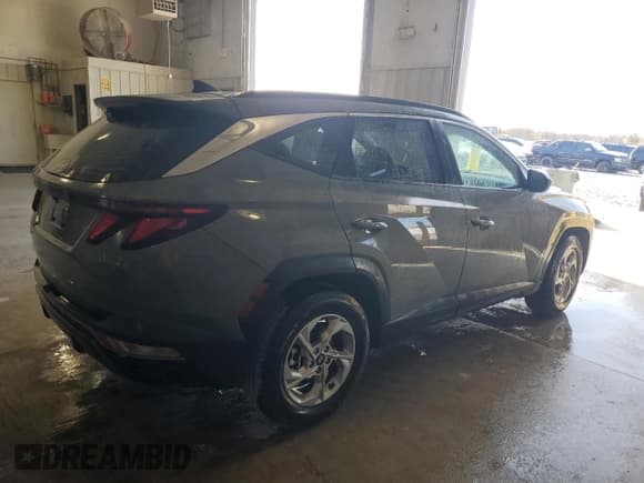 ✅ 2024 Hyundai Tucson SEL • VIN: 5NMJB3DE1RH408378 • Lot: 92201845. Wystawiony na Copart z przebiegiem 43 834 mil. Bezpłatny archiwum sprzedaży aukcyjnych z USA i szczegółowy raport historii pojazdu na DreamBid. Zdjęcie 3.
