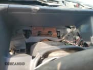 ✅ 1998 GMC Sierra 1500 • VIN: 2GTEK19R7W1505120 • Лот: 71555485. Опубликован ранее на Copart с пробегом Не указан. Бесплатный доступ к архиву аукционных продаж из США и подробный отчёт об истории автомобиля на DreamBid. Изображение 9.