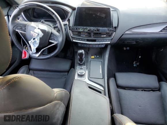 ✅ 2023 Cadillac CT5-V • VIN: 1G6DV5RW7P0138509 • Lot: 80217755. Wystawiony na Copart z przebiegiem Nie podano. Bezpłatny archiwum sprzedaży aukcyjnych z USA i szczegółowy raport historii pojazdu na DreamBid. Zdjęcie 8.