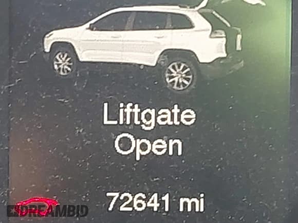 ✅ 2015 Jeep Cherokee Latitude • VIN: 1C4PJLCB5FW782215 • Lot: 43281967. Wystawiony na IAAI z przebiegiem 72 641 mil. Bezpłatny archiwum sprzedaży aukcyjnych z USA i szczegółowy raport historii pojazdu na DreamBid. Zdjęcie 15.
