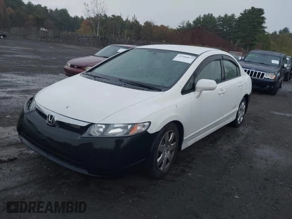 ✅ 2008 Honda Civic LX • VIN: 2HGFA16528H306545 • Lot: 43360677. Listed on IAAI with 152,118 mi. Free auction sales archive from the USA and detailed vehicle history report at DreamBid. Image 2.