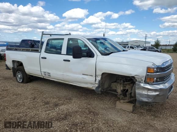 ✅ 2015 Chevrolet Silverado 2500HD Work Truck • VIN: 1GC1CUEG7FF626014 • Лот: 62963505. Опубликован ранее на Copart с пробегом 232 006 миль. Бесплатный доступ к архиву аукционных продаж из США и подробный отчёт об истории автомобиля на DreamBid. Изображение 4.