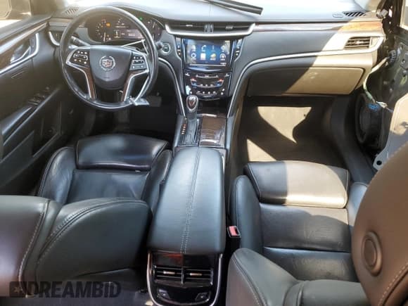 ✅ 2014 Cadillac XTS Luxury • VIN: 2G61M5S3XE9181864 • Lot: 87061185. Wystawiony na Copart z przebiegiem 102 322 mil. Bezpłatny archiwum sprzedaży aukcyjnych z USA i szczegółowy raport historii pojazdu na DreamBid. Zdjęcie 8.