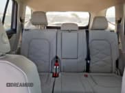 ✅ 2024 Volkswagen Atlas SE • VIN: 1V2DR2CA0RC620557 • Lot: 68150695. Wystawiony na Copart z przebiegiem 19 920 mil. Bezpłatny archiwum sprzedaży aukcyjnych z USA i szczegółowy raport historii pojazdu na DreamBid. Zdjęcie 10.