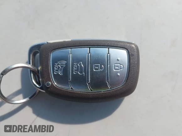 2017 Hyundai Tucson Sport z VIN KM8J3CA22HU577271, wystawiony jako IAAI lot #43134035 z przebiegiem 67 321 mil mil oraz . Historia ofert i sprzedaży dostępna na DreamBid. Obrazek 11.