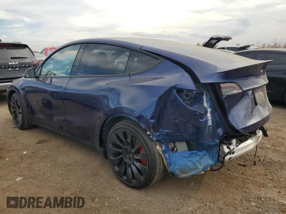 ✅ 2022 Tesla Model Y Performance • VIN: 7SAYGDEFXNF539871 • Lot: 90124115. Listed on Copart with 38,046 mi. Free auction sales archive from the USA and detailed vehicle history report at DreamBid. Image 2.