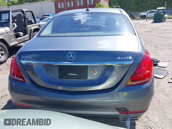 ✅ 2016 Mercedes-Benz S 550 • VIN: WDDUG8FB3GA237905 • Lot: 42286745. Wystawiony na IAAI z przebiegiem 47 000 mil. Bezpłatny archiwum sprzedaży aukcyjnych z USA i szczegółowy raport historii pojazdu na DreamBid. Zdjęcie 16.