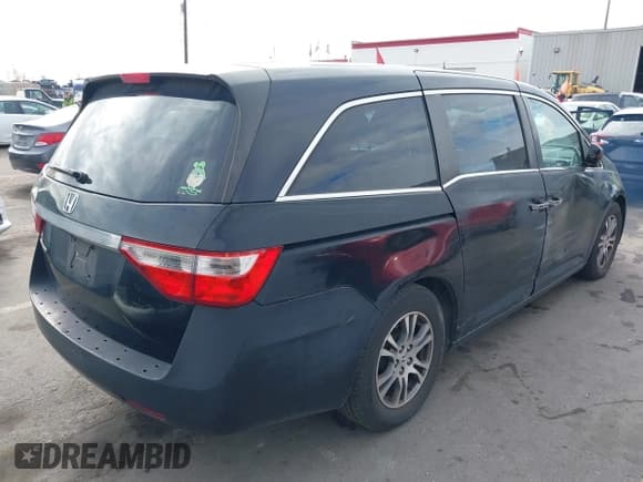 ✅ 2013 Honda Odyssey EX • VIN: 5FNRL5H44DB075407 • Lot: 43725774. Listed on IAAI with 192,101 mi. Free auction sales archive from the USA and detailed vehicle history report at DreamBid. Image 4.