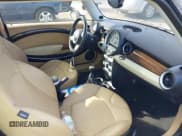 ✅ 2009 MINI Hardtop S • VIN: WMWMF73529TT99485 • Лот: 43543003. Опубликован ранее на IAAI с пробегом 101 131 миль. Бесплатный доступ к архиву аукционных продаж из США и подробный отчёт об истории автомобиля на DreamBid. Изображение 5.