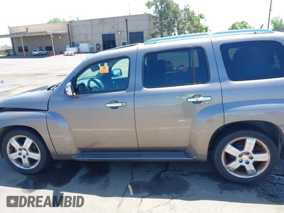 ✅ 2011 Chevrolet HHR 2LT • VIN: 3GNBACFU0BS533454 • Lot: 42211213. Listed on IAAI with Not provided. Free auction sales archive from the USA and detailed vehicle history report at DreamBid. Image 14.
