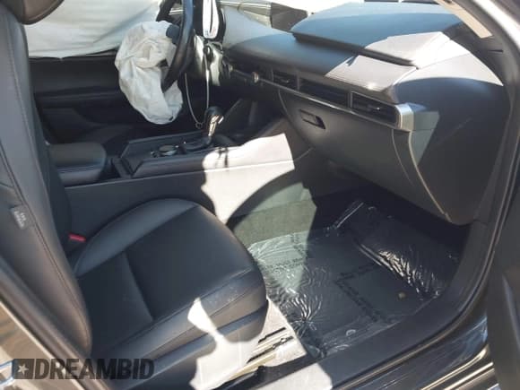 ✅ 2023 Mazda 3 S Select • VIN: 3MZBPABMXPM358463 • Lot: 43643544. Listed on IAAI with 56,857 mi. Free auction sales archive from the USA and detailed vehicle history report at DreamBid. Image 5.