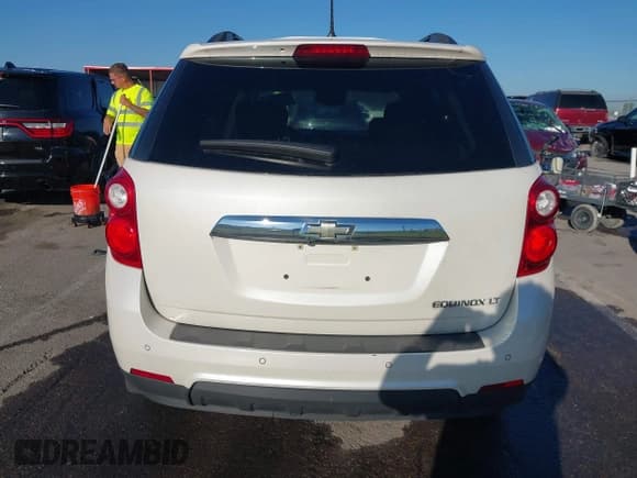 ✅ 2014 Chevrolet Equinox LT • VIN: 1GNALCEK8EZ134675 • Lot: 43300580. Wystawiony na IAAI z przebiegiem 182 839 mil. Bezpłatny archiwum sprzedaży aukcyjnych z USA i szczegółowy raport historii pojazdu na DreamBid. Zdjęcie 17.