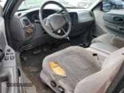 ✅ 2001 Ford F-150 XL • VIN: 2FTRX17L71CA17932 • Lot: 67893015. Listed on Copart with 283,192 mi. Free auction sales archive from the USA and detailed vehicle history report at DreamBid. Image 8.