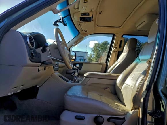 ✅ 2004 Ford Expedition Eddie Bauer • VIN: 1FMFU18LX4LB54105 • Лот: 94102135. Опубликован ранее на Copart с пробегом 144 727 миль. Бесплатный доступ к архиву аукционных продаж из США и подробный отчёт об истории автомобиля на DreamBid. Изображение 7.