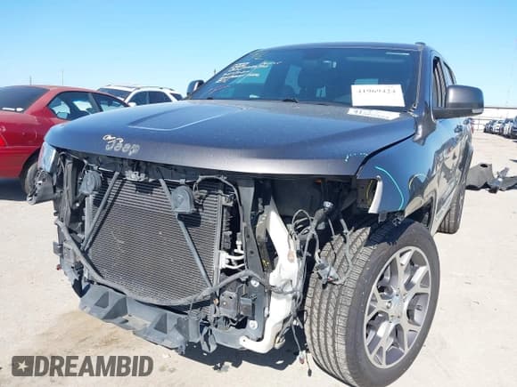 ✅ 2018 Jeep Grand Cherokee Limited • VIN: 1C4RJEBG0JC141548 • Lot: 41969424. Listed on IAAI with 112,819 mi. Free auction sales archive from the USA and detailed vehicle history report at DreamBid. Image 18.