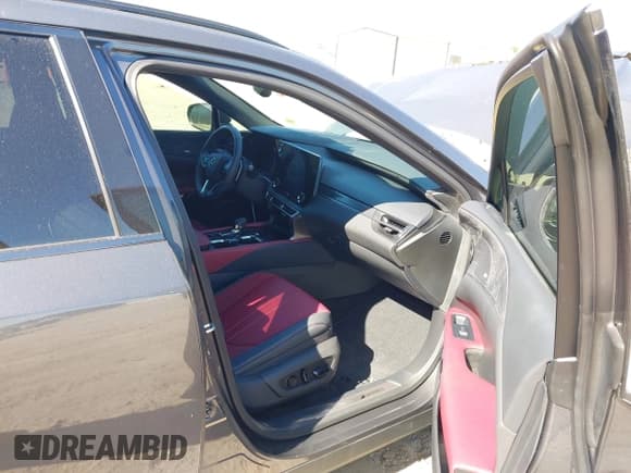 ✅ 2024 Lexus RX 500h F Sport Performance • VIN: 2T2BCMEA7RC017384 • Лот: 43458824. Опубликован ранее на IAAI с пробегом 18 103 миль. Бесплатный доступ к архиву аукционных продаж из США и подробный отчёт об истории автомобиля на DreamBid. Изображение 5.