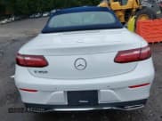 ✅ 2022 Mercedes-Benz E 450 • VIN: W1K1K5JB8NF186327 • Лот: 42912739. Опубликован ранее на IAAI с пробегом 7 863 миль. Бесплатный доступ к архиву аукционных продаж из США и подробный отчёт об истории автомобиля на DreamBid. Изображение 17.