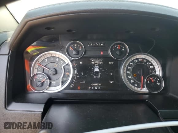 ✅ 2015 Ram 2500 Laramie • VIN: 3C6UR5NL5FG695109 • Лот: 60937445. Опубликован ранее на Copart с пробегом 130 199 миль. Бесплатный доступ к архиву аукционных продаж из США и подробный отчёт об истории автомобиля на DreamBid. Изображение 9.