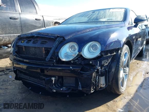 ✅ 2004 Bentley Continental GT GT • VIN: SCBCR63W84C021434 • Lot: 41774076. Wystawiony na IAAI z przebiegiem 66 426 mil. Bezpłatny archiwum sprzedaży aukcyjnych z USA i szczegółowy raport historii pojazdu na DreamBid. Zdjęcie 2.