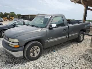 ✅ 2001 Chevrolet Silverado 1500 • VIN: 1GCEC14VX1E270981 • Lot: 53379355. Listed on Copart with 100,790 mi. Free auction sales archive from the USA and detailed vehicle history report at DreamBid. Image 1.