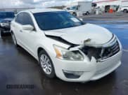 ✅ 2015 Nissan Altima SV • VIN: 1N4AL3AP0FC464038 • Lot: 43602946. Wystawiony na IAAI z przebiegiem 266 169 mil. Bezpłatny archiwum sprzedaży aukcyjnych z USA i szczegółowy raport historii pojazdu na DreamBid. Zdjęcie 1.