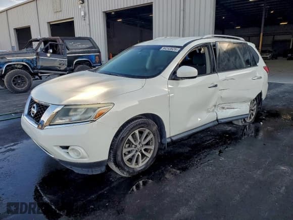 ✅ 2015 Nissan Pathfinder SV • VIN: 5N1AR2MN3FC652559 • Lot: 94243525. Wystawiony na Copart z przebiegiem 129 526 mil. Bezpłatny archiwum sprzedaży aukcyjnych z USA i szczegółowy raport historii pojazdu na DreamBid. Zdjęcie 1.
