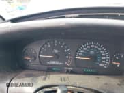 ✅ 2000 Dodge Caravan SE • VIN: 2B4GP44G1YR770005 • Lot: 43819012. Listed on IAAI with 180,456 mi. Free auction sales archive from the USA and detailed vehicle history report at DreamBid. Image 7.