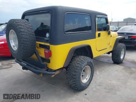 ✅ 2006 Jeep Wrangler Unlimited LWB • VIN: 1J4FA44SX6P744256 • Lot: 42660639. Wystawiony na IAAI z przebiegiem 134 732 mil. Bezpłatny archiwum sprzedaży aukcyjnych z USA i szczegółowy raport historii pojazdu na DreamBid. Zdjęcie 4.