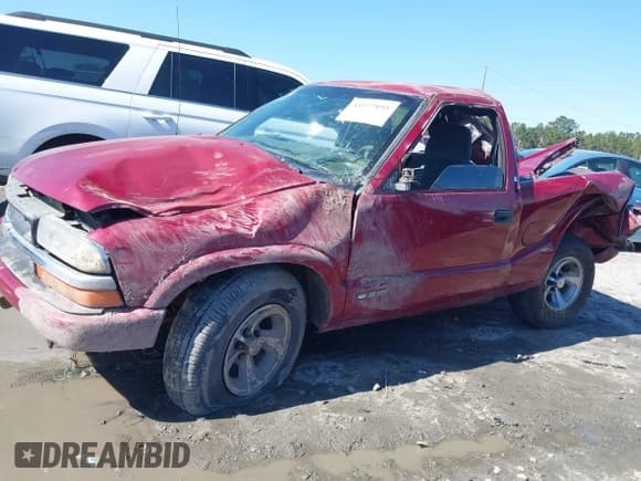 ✅ 2000 Chevrolet S-10 LS • VIN: 1GCCS14W0YK203515 • Лот: 41577895. Опубликован ранее на IAAI с пробегом 182 521 миль. Бесплатный доступ к архиву аукционных продаж из США и подробный отчёт об истории автомобиля на DreamBid. Изображение 6.