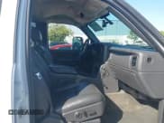 ✅ 2006 Chevrolet Silverado 2500HD LT3 • VIN: 1GCHK23D66F147100 • Лот: 42173062. Опубликован ранее на IAAI с пробегом 227 592 миль. Бесплатный доступ к архиву аукционных продаж из США и подробный отчёт об истории автомобиля на DreamBid. Изображение 5.
