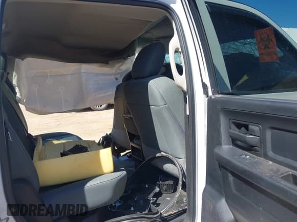 ✅ 2018 Ram 2500 Tradesman • VIN: 3C6UR5CL9JG209350 • Lot: 42074060. Wystawiony na IAAI z przebiegiem Nie podano. Bezpłatny archiwum sprzedaży aukcyjnych z USA i szczegółowy raport historii pojazdu na DreamBid. Zdjęcie 8.