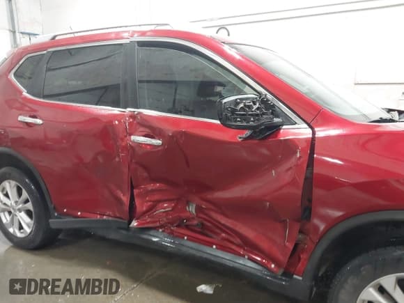 ✅ 2015 Nissan Rogue S • VIN: KNMAT2MVXFP508487 • Lot: 42762350. Listed on IAAI with 86,188 mi. Free auction sales archive from the USA and detailed vehicle history report at DreamBid. Image 6.