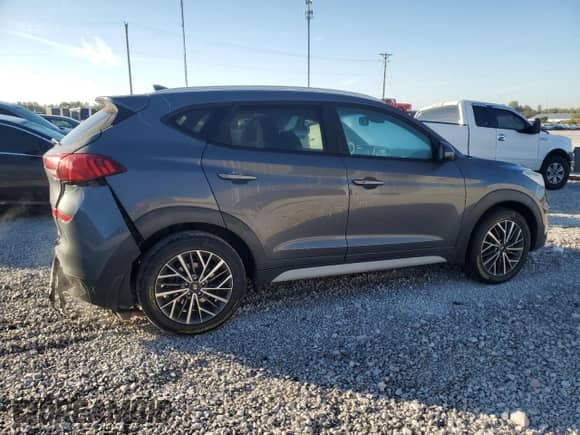 2019 Hyundai Tucson SEL z VIN KM8J33AL3KU897330, wystawiony jako Copart lot #84589965 z przebiegiem 66 250 mil mil oraz Szkoda całkowita • Salvage title. Historia ofert i sprzedaży dostępna na DreamBid. Obrazek 3.