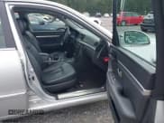 ✅ 2007 Kia Amanti • VIN: KNALD125375120899 • Lot: 42710101. Listed on IAAI with 111,381 mi. Free auction sales archive from the USA and detailed vehicle history report at DreamBid. Image 5.