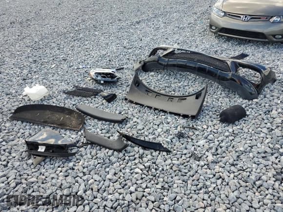 ✅ 2019 Mercedes-Benz GLE 43 AMG • VIN: 4JGED6EB5KA140688 • Лот: 86682905. Опубликован ранее на Copart с пробегом Не указан. Бесплатный доступ к архиву аукционных продаж из США и подробный отчёт об истории автомобиля на DreamBid. Изображение 12.