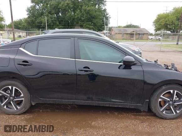✅ 2024 Nissan Sentra SV • VIN: 3N1AB8CV0RY370729 • Lot: 42180969. Listed on IAAI with Not provided. Free auction sales archive from the USA and detailed vehicle history report at DreamBid. Image 12.