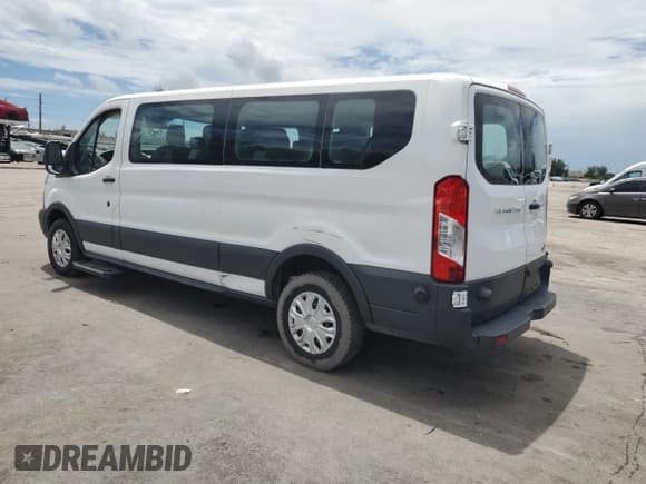 ✅ 2017 Ford Transit XL • VIN: 1FBZX2ZMXHKB12894 • Lot: 66278195. Wystawiony na Copart z przebiegiem 75 199 mil. Bezpłatny archiwum sprzedaży aukcyjnych z USA i szczegółowy raport historii pojazdu na DreamBid. Zdjęcie 2.