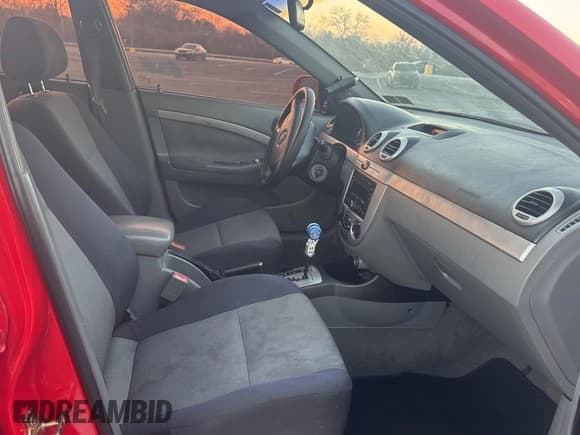 ✅ 2007 Suzuki Reno • VIN: KL5JD66Z77K526762 • Лот: 86911034. Опубликован ранее на Copart с пробегом 108 090 миль. Бесплатный доступ к архиву аукционных продаж из США и подробный отчёт об истории автомобиля на DreamBid. Изображение 5.