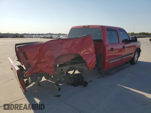 ✅ 2006 Chevrolet Silverado 1500 LS • VIN: 2GCEC13V361249755 • Лот: 74954884. Опубликован ранее на Copart с пробегом 298 023 миль. Бесплатный доступ к архиву аукционных продаж из США и подробный отчёт об истории автомобиля на DreamBid. Изображение 3.