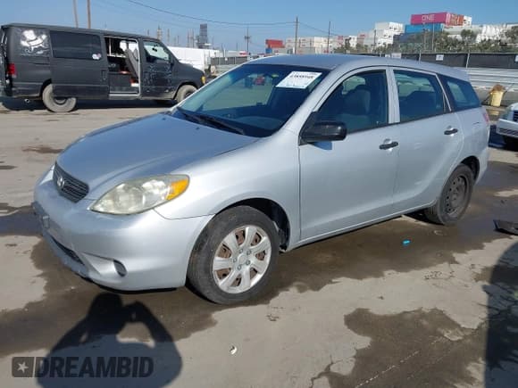 ✅ 2005 Toyota Matrix XR • VIN: 2T1KR32E45C413691 • Лот: 43858948. Опубликован ранее на IAAI с пробегом 172 259 миль. Бесплатный доступ к архиву аукционных продаж из США и подробный отчёт об истории автомобиля на DreamBid. Изображение 2.