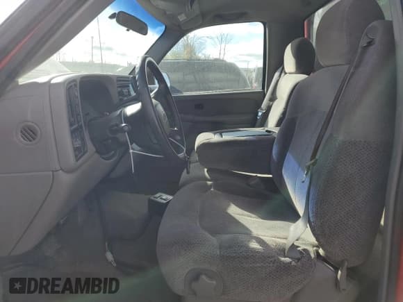 ✅ 1999 Chevrolet Silverado 1500 • VIN: 1GCEK14T3XE233068 • Лот: 76970374. Опубликован ранее на Copart с пробегом 169 443 миль. Бесплатный доступ к архиву аукционных продаж из США и подробный отчёт об истории автомобиля на DreamBid. Изображение 7.