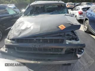 ✅ 2003 Chevrolet Suburban LT • VIN: 3GNEC16Z83G112366 • Lot: 76051074. Wystawiony na Copart z przebiegiem Nie podano. Bezpłatny archiwum sprzedaży aukcyjnych z USA i szczegółowy raport historii pojazdu na DreamBid. Zdjęcie 5.